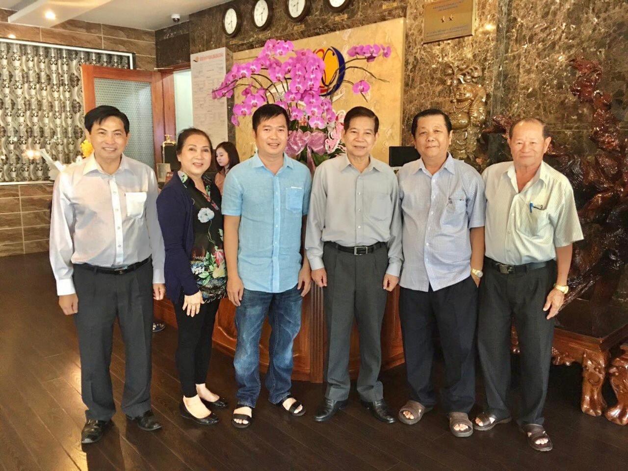 Long Bao Chau Hotel Thu Dau Mot Εξωτερικό φωτογραφία