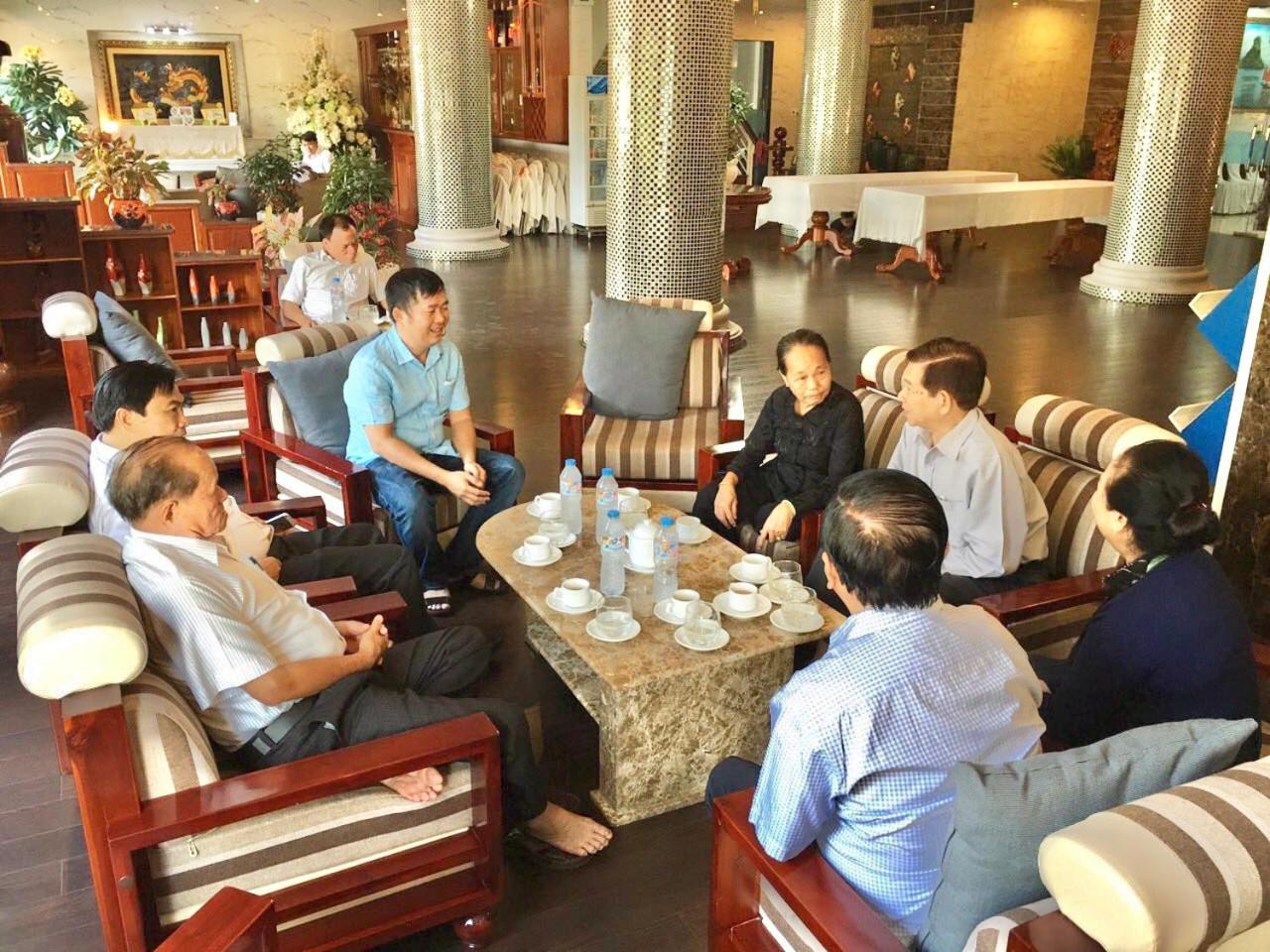 Long Bao Chau Hotel Thu Dau Mot Εξωτερικό φωτογραφία