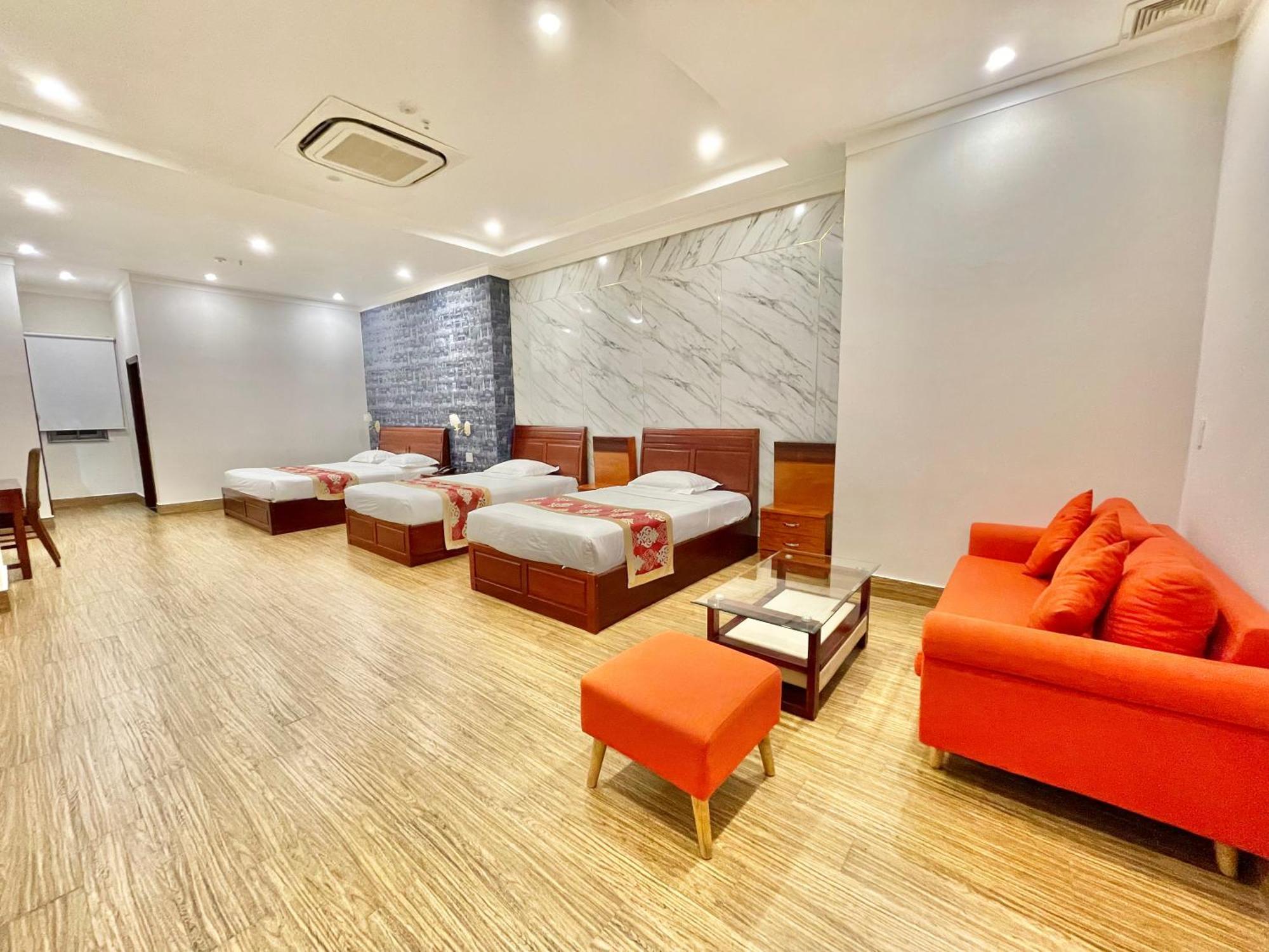 Long Bao Chau Hotel Thu Dau Mot Εξωτερικό φωτογραφία