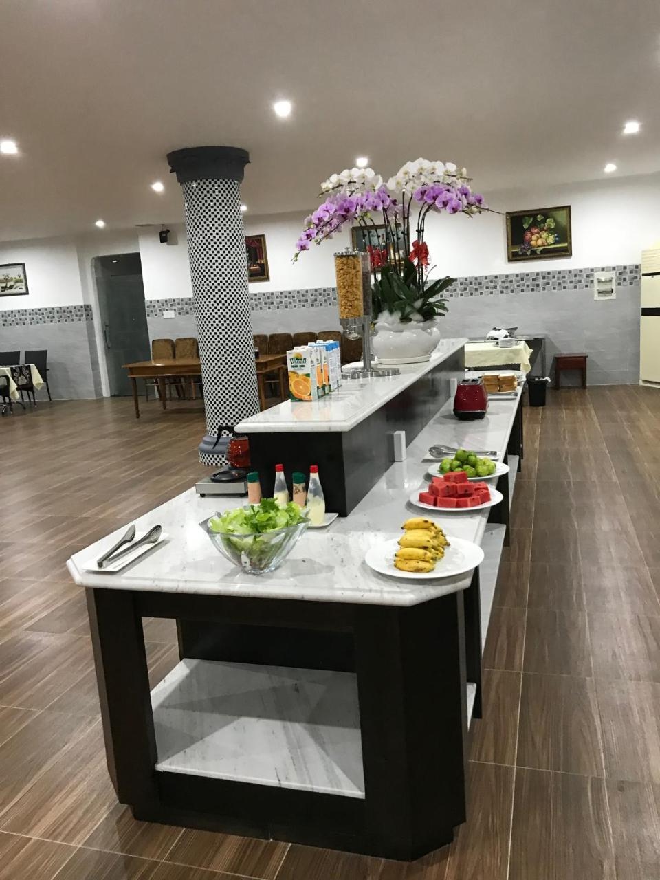 Long Bao Chau Hotel Thu Dau Mot Εξωτερικό φωτογραφία