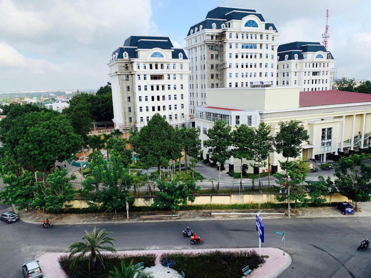Long Bao Chau Hotel Thu Dau Mot Εξωτερικό φωτογραφία