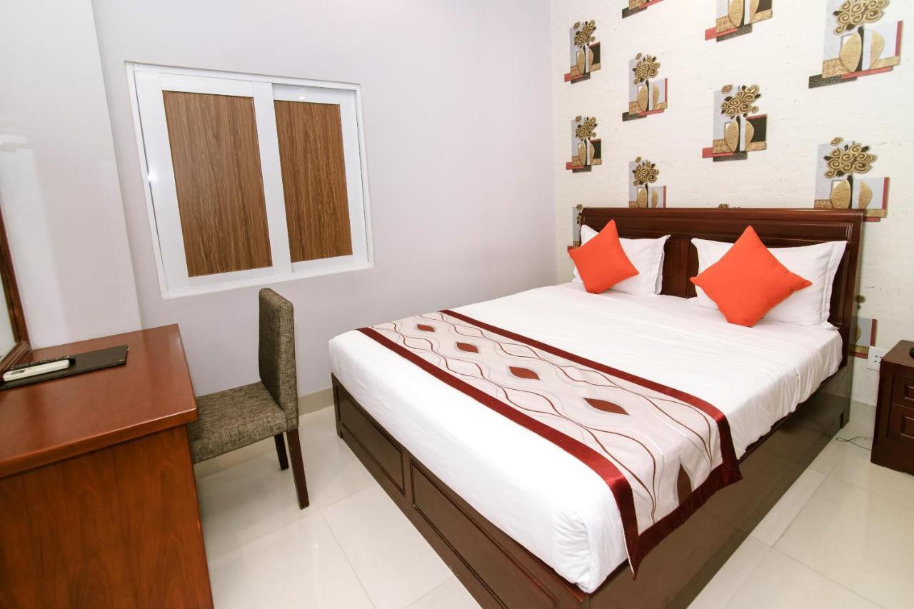 Long Bao Chau Hotel Thu Dau Mot Εξωτερικό φωτογραφία
